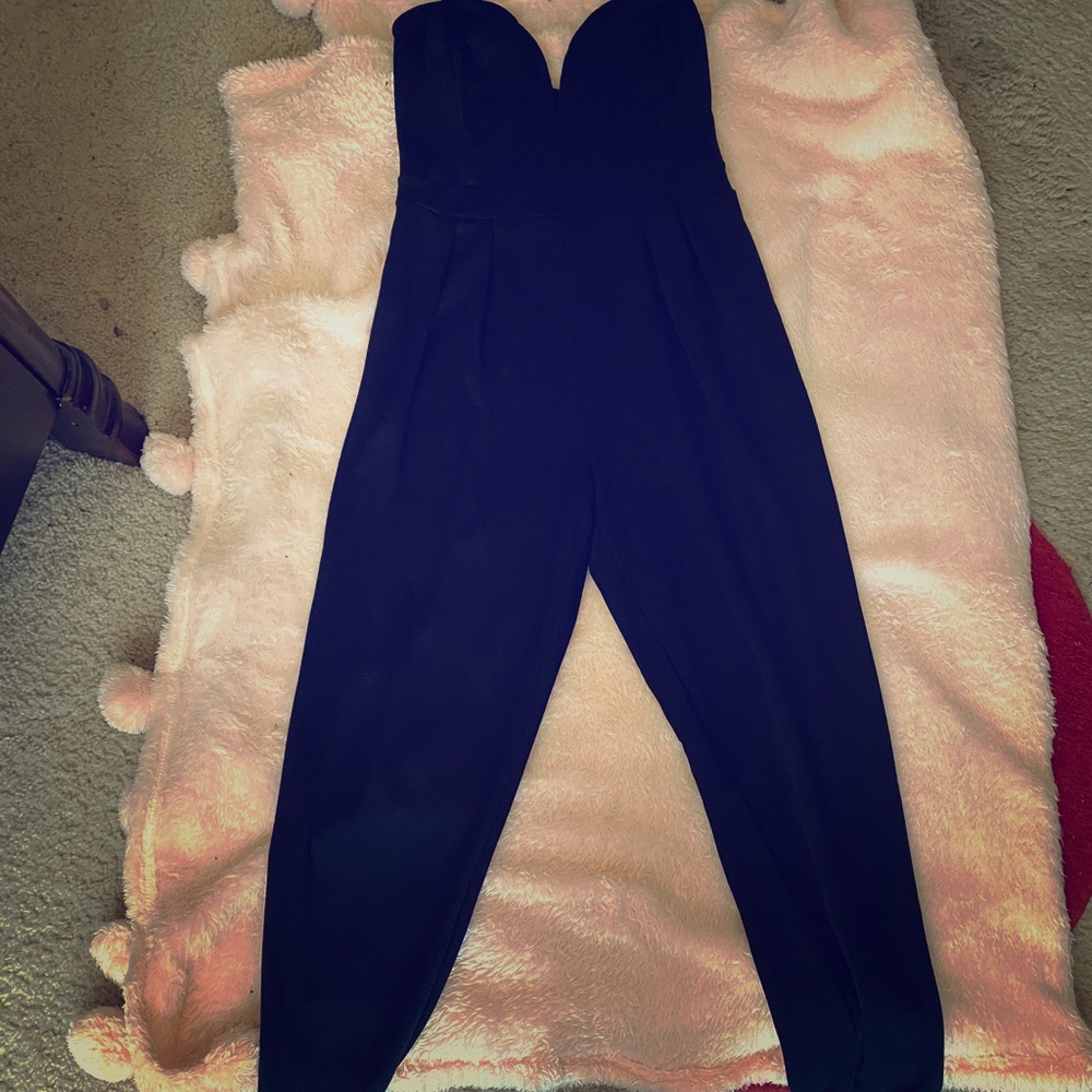 New/used women’s fashionable apparel ! ❤️